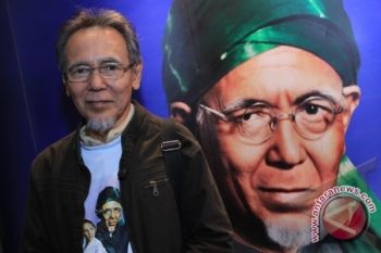 Resensi film - Saat Kiai dan santri melawan penjajah