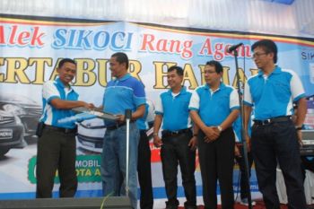 Nurfiani Raih Toyota Avanza Tabungan Sikoci