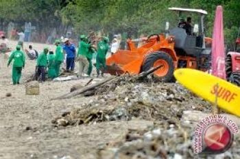 Pemkot Timbun Teluk Palu 38,8 Hektare