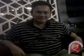 Anton Medan Minta Farhat Abbas Ditahan