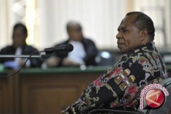  Bupati Boven Digoel diberhentikan