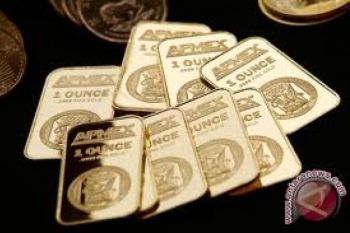 Emas Jatuh Jelang Kesaksian Bernanke di Kongres