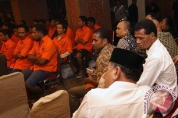 Sidang Perdana Hercules Dijaga Polisi Bersenjata