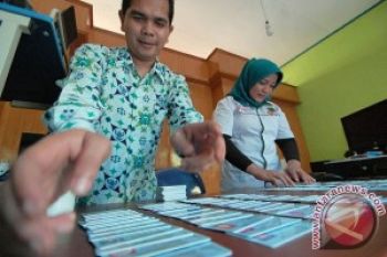 Kemdagri Bantah "Chip" e-KTP Berkualitas Rendah