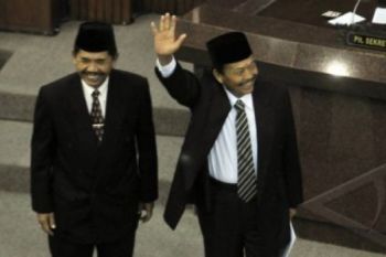 Kalah Pilgub, Bibit Pamitan pada Anggota Dewan