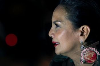 Christine Hakim dalam Sang Kyai