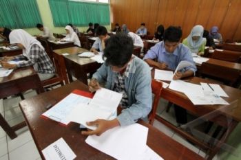 Peserta SBMPTN Kerjakan Soal di Kamar RS Roemani