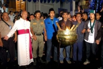  Kerukunan Beragama Indonesia Tarik Perhatian TV Portugal