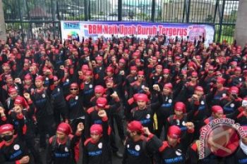 Enam Mahasiswa dan Seorang Wartawan Tertembak