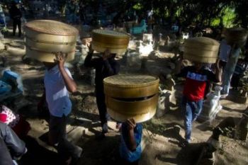 Jelang Puasa, Warga Lereng Merapi Gelar Sadranan