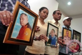 Keluarga Korban Cebongan Awasi Persidangan