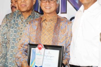 Semen Indonesia Borong BUMN Awards 2013. 