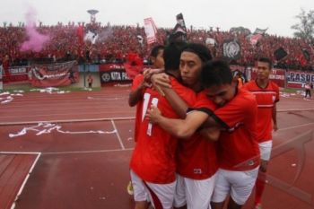 Persis di Puncak Klasemen