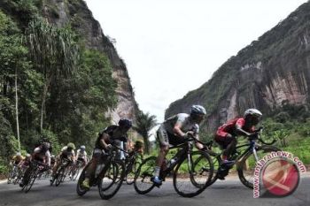 Hossein Askari Juarai Etape Pertama Tour de Singkarak