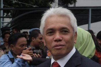 Hatta Berencana Gelar Rapat Terkait Pemogokan Priok