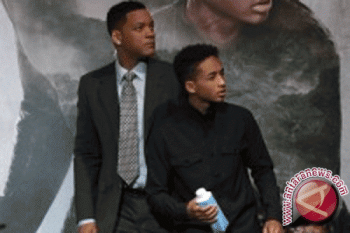  "Fast &amp; Furious" sisihkan "After Earth"