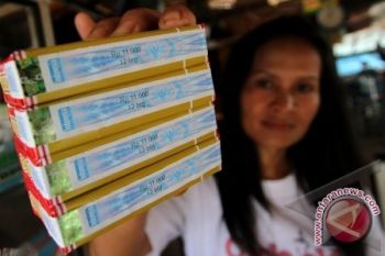Malaysia larang wanita jadi model iklan rokok