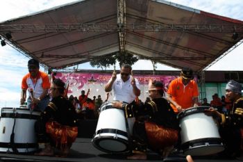 Wamenparekraf: Indonesia Kiblat Pakaian Muslim Dunia