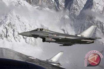 Pencabutan embargo senjata UE picu penarikan tentara Austria