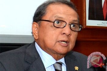 Menteri Perindustrian Kunjungi Pusat Pengolahan Rotan 