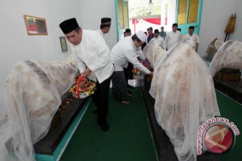 Ziarah ke makam raja rangkaian HUT Kota Palembang