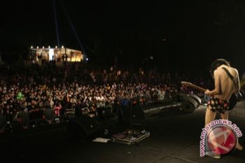 60 Musisi Tampil di Java Rocking Land
