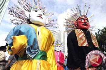 Keajaiban ondel-ondel akan meriahkan Jakarnaval 2013