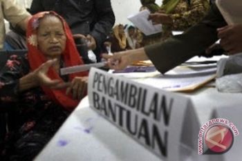 Warga Gedongtengen peroleh kesempatan pertama cairkan BLSM 