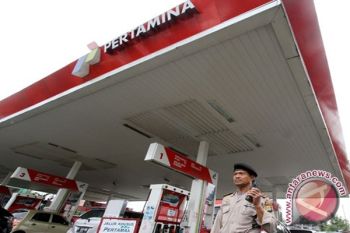 Polres Barut Jaga SPBU Pascakenaikan BBM