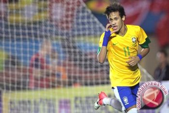 Neymar Bersinar Lagi, Brazil Bekap Meksiko 2-0