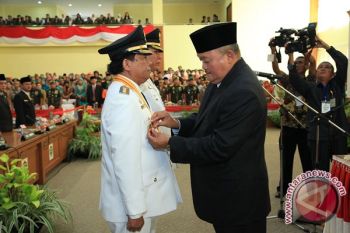 Gubernur lantik Bupati dan Wakil Bupati Muara Enim 