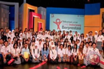 Telkomsel salurkan beasiswa siswa berprestasi Indonesia Rp2,7 miliar