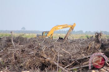 DPU Seruyan Kerahkan Alat Berat Ke Pedalaman 