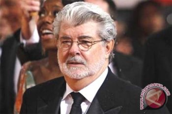 Sutradara George Lucas Nikahi Pacar Lama