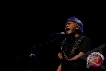 Iwan Fals Serukan Perdamaian Palestina Dari Palu