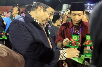Qori  Internasional Meriahkan Penutupan  MTQ Mahasiwa XIII