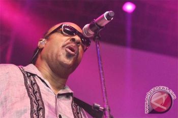  Demi Buku Bagi Tunanetra Dari Stevie Wonder