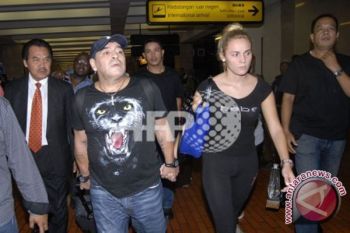 Maradona siap latih timnas Indonesia 