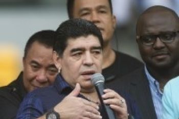  Maradona Bakal Tonton Napoli Vs Roma