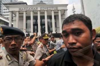 Erdi-Anang Ajukan Gugatan Pilkada Kudus ke MK