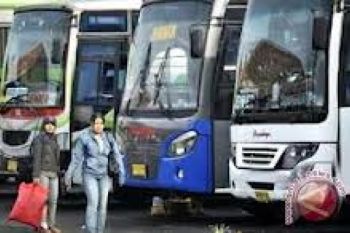 Tarif Angkutan di Semarang Belum Naik