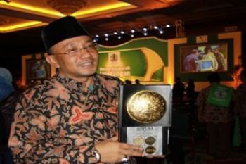 Adipura Kesepuluh/Foto Henky Mohari