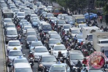 Belajar Lalu Lintas Bisa Tengok HP