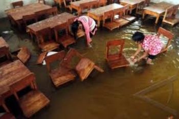 Ruang Kelas Digenangi Air Bah, Siswa Dipulangkan 