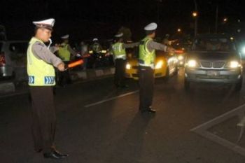 Dinamit Hilang, Polisi Razia Kendaraan 