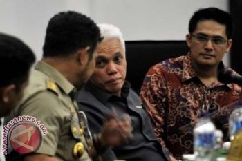 Hatta Rajasa Klaim BLSM Sudah Tepat Sasaran 