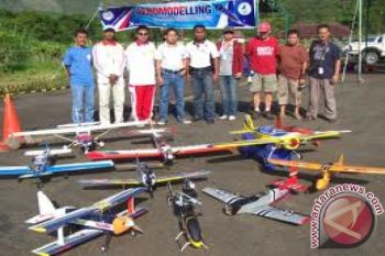 FASI NTB-newmont gelar pelatihan aeromodeling 