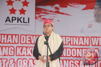 AMM orasi kebangsaan di hadapan 1.000-an PKL