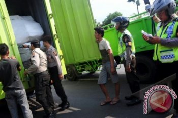 Razia Bahan Peledak