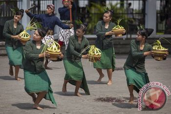 Bentara Upacara Adat